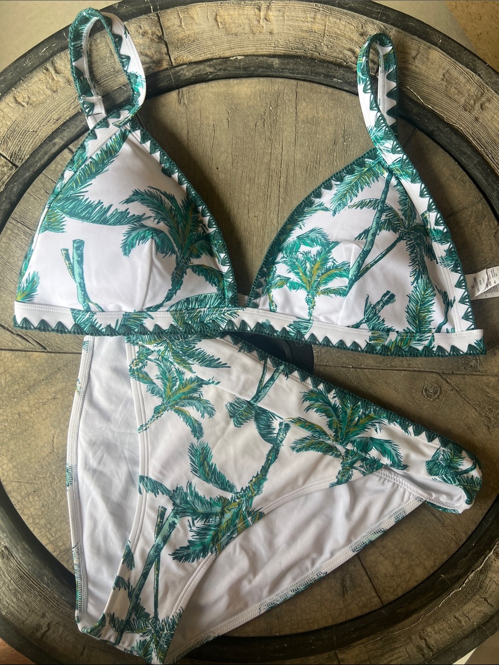 Stunning Cupshe White Bikini Set with Green Palm Print XL           B6